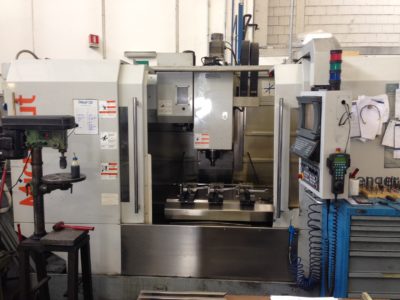 Centro di lavoro verticale MICROCUT VMC-1300