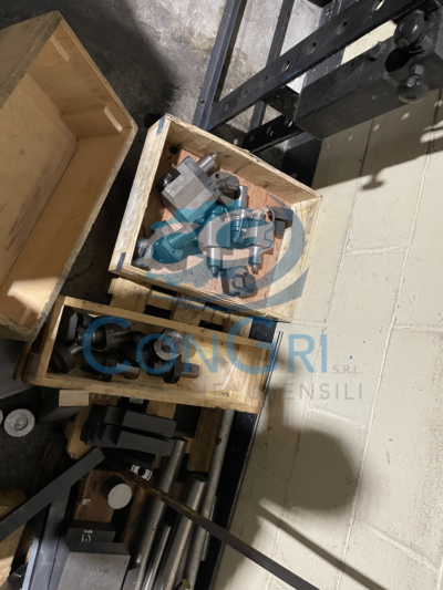 tornio CNC marca AVM AGELINI modello DG 13 con asse C e motorizzati